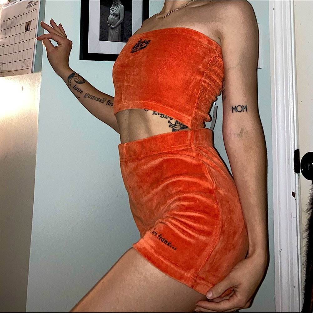 Iets frans… velvet orange set